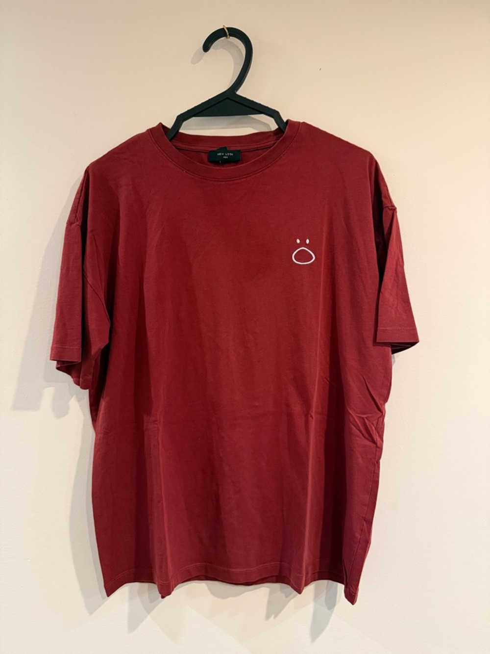 New Look Men's Burgundy Graphic Crew Tee